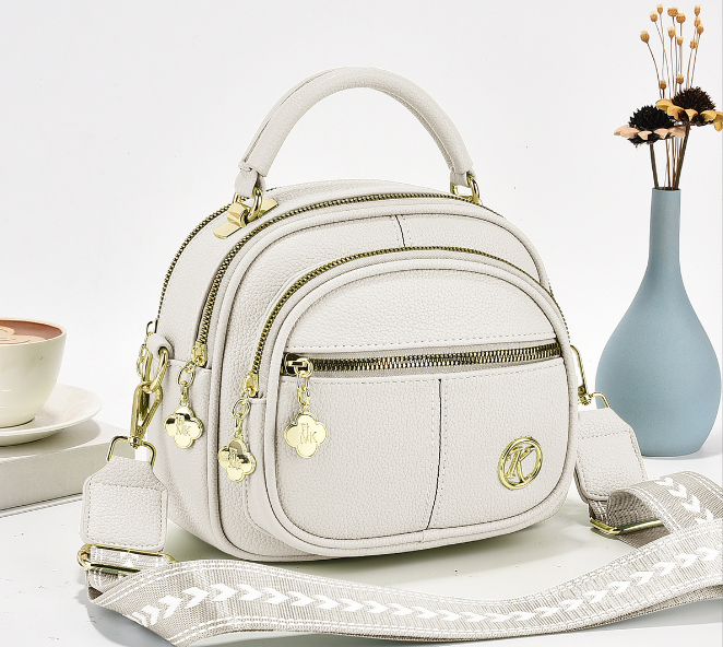 Modern Stroll Leather Bag