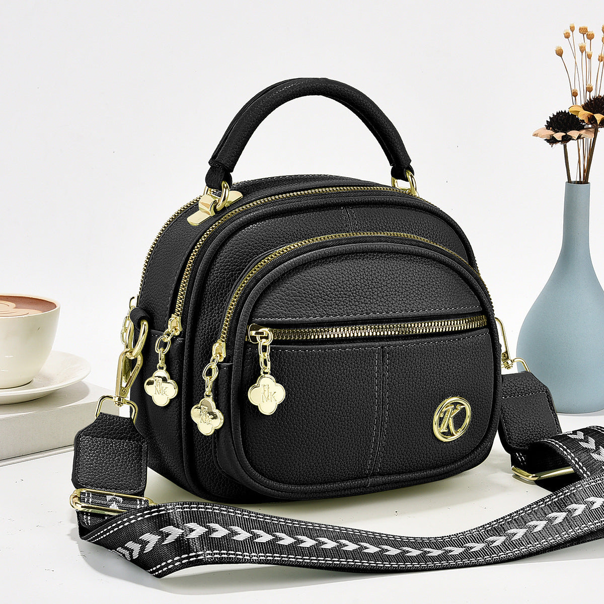 Modern Stroll Leather Bag